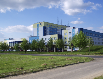 Szpital zatrudni lekarzy/lekarki i Pomocniczy Personel Medyczny